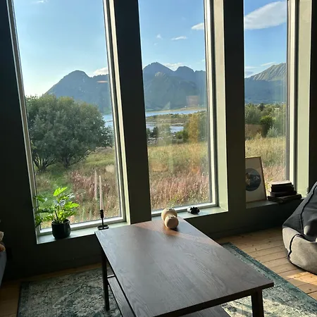 Oceanfront * Lyngedal